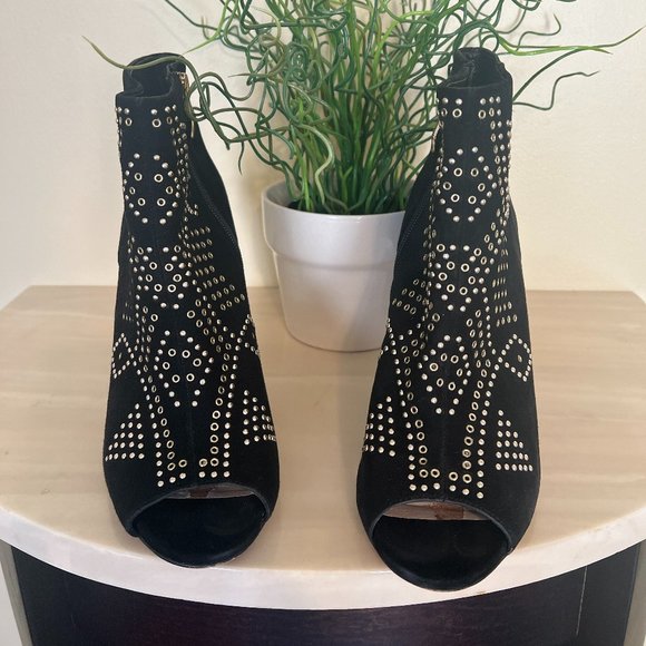Vince Camuto Shoes - VINCE CAMUTO BOOTIES